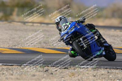 media/Dec-17-2022-SoCal Trackdays (Sat) [[224abd9271]]/Turn 7 Set 1 (1125am)/